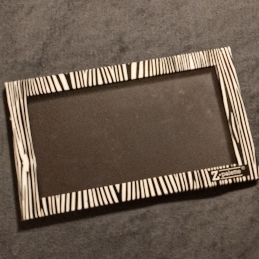 Z palette Large Zebra